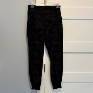 Woman’s Lululemon Camo Align Joggers